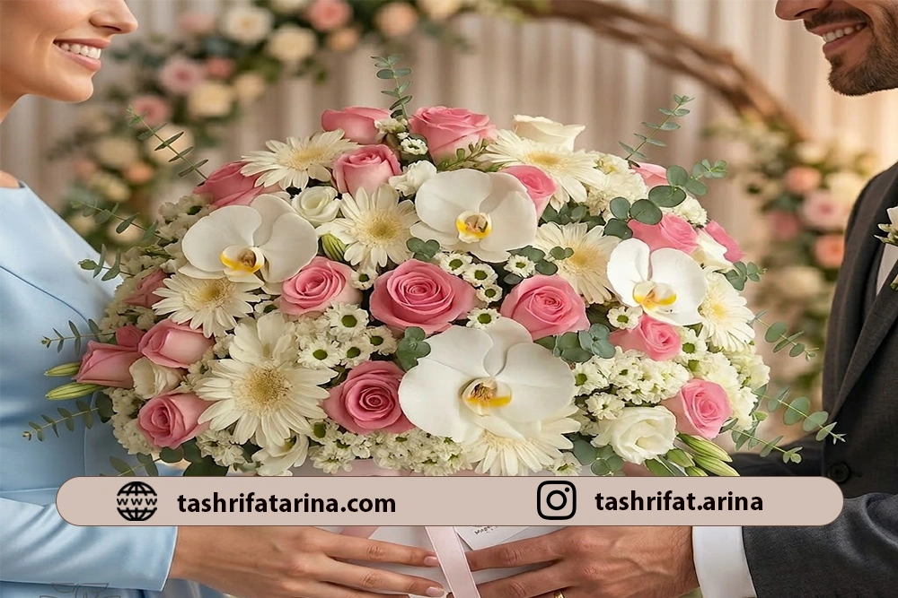 دسته گل خواستگاری با گل های رنگ صورتی و سفید